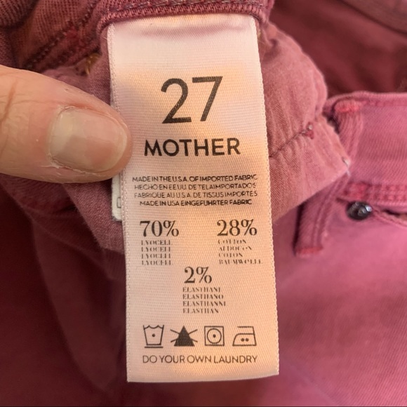 Mother Denim Curfew Flare Jeans in Raspberry - Picture 8 of 14